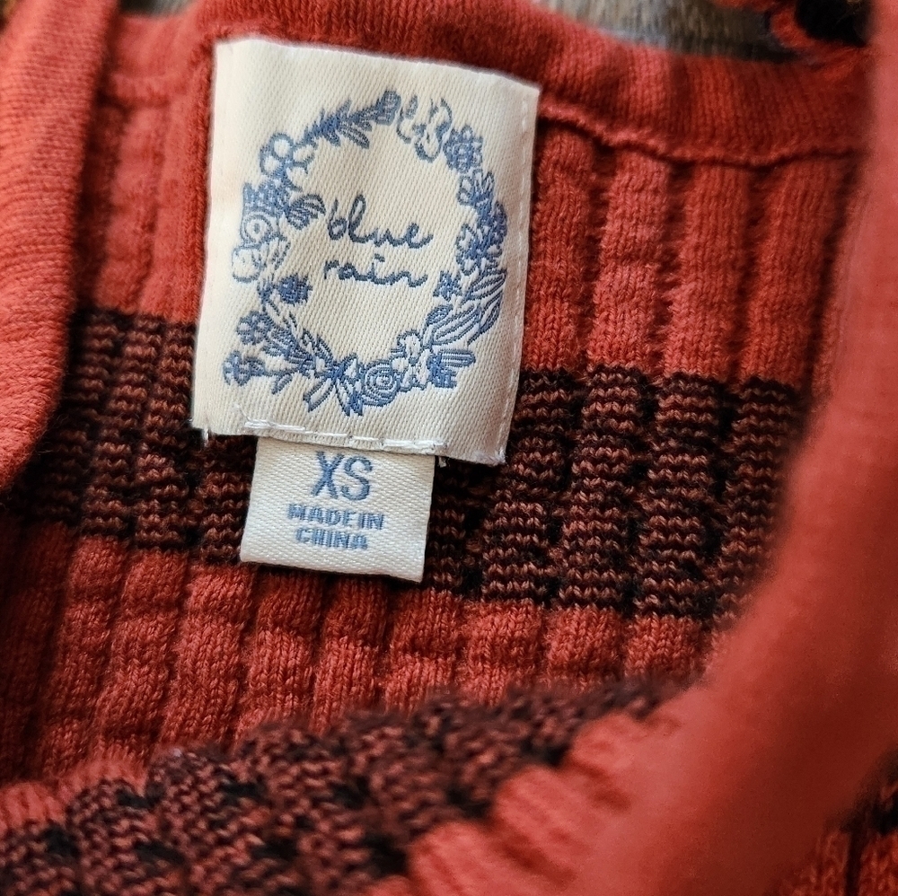 Blue Rain Ribbed Stripe Button Down Tank - Picture 5 of 6